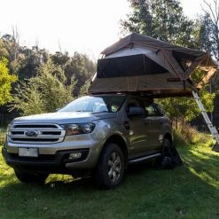 Touring Tents Darche Intrepidor 1400mm Roof Top Tent -Cozy Camp Life BCF 632368 29 hi res